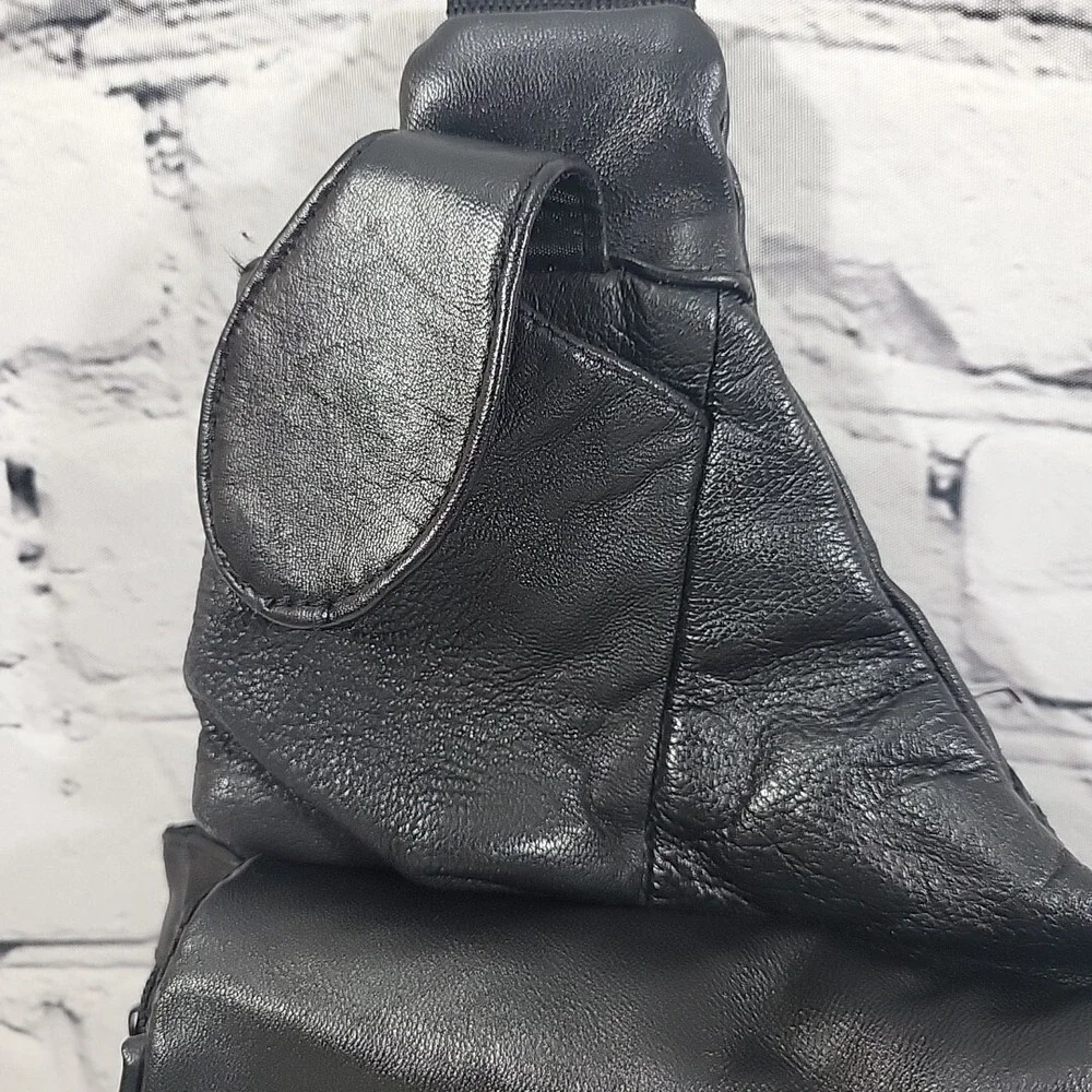 BUXTON Sling Shoulder Bag Soft Genuine‎ Leather Backpack Black Hobo Tote Pockets